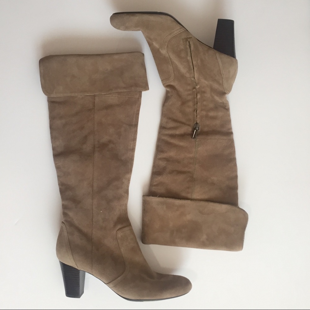 Suede Boots by Bandolino Sz 8.5 NWT